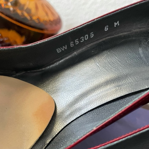 Stuart Weitzman Red Ombré Heels - Picture 2 of 13